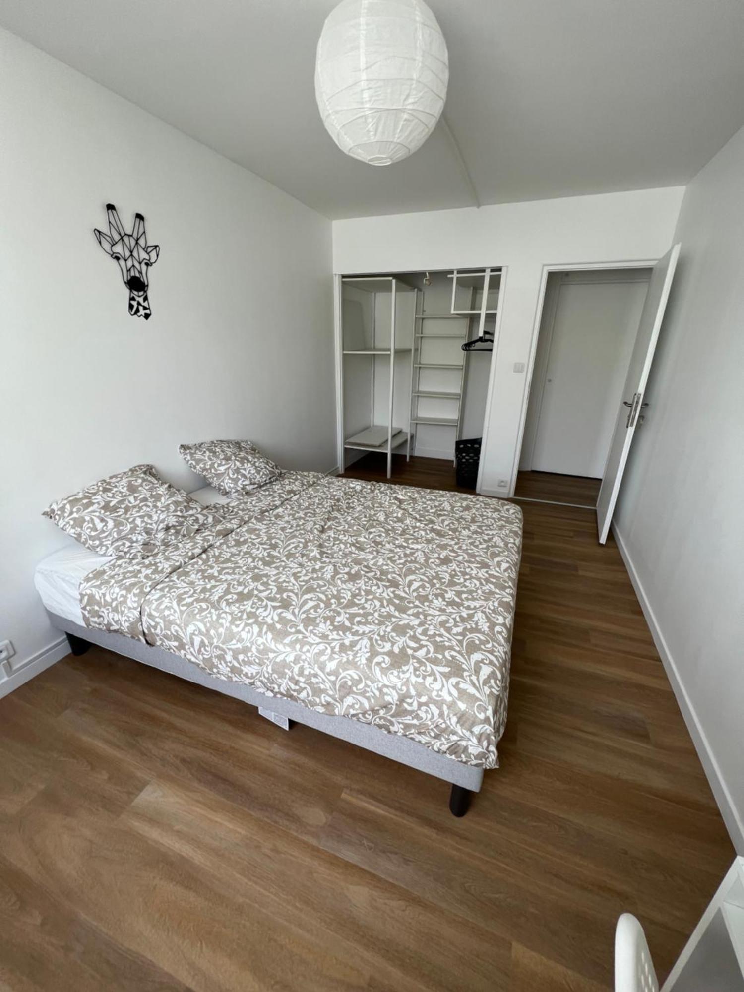 Apartamento Le Familial Orléans Exterior foto